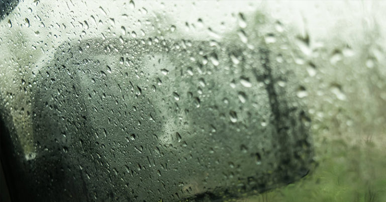 How to Defog Your Windshield in No Time, Courtesy of a NASA Engineer - Featured image
