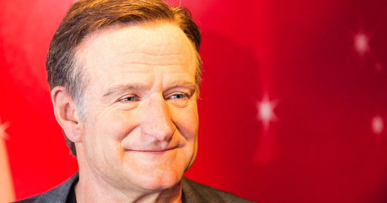 “The Saddest People Always Try Their Hardest to Make People Happy.” 15 Lessons From Robin Williams - Featured image
