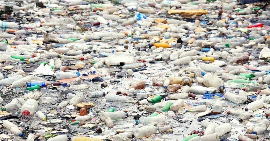 Photographer Discovers Horrific “Sea Of Plastic” Floating Near Caribbean Island - Featured image