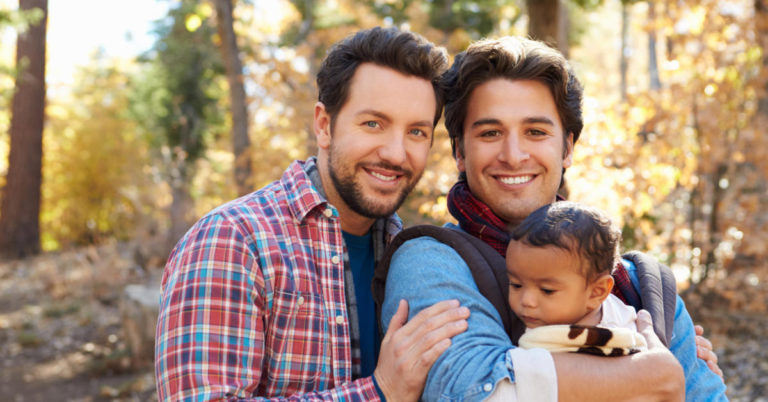 A gay couple found a baby boy abandoned on the subway. Now, he’s their son - Featured image