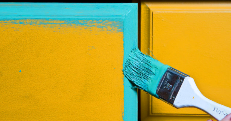 People Are Painting Dressers To Look Like Vintage Volkswagen Buses - Featured image