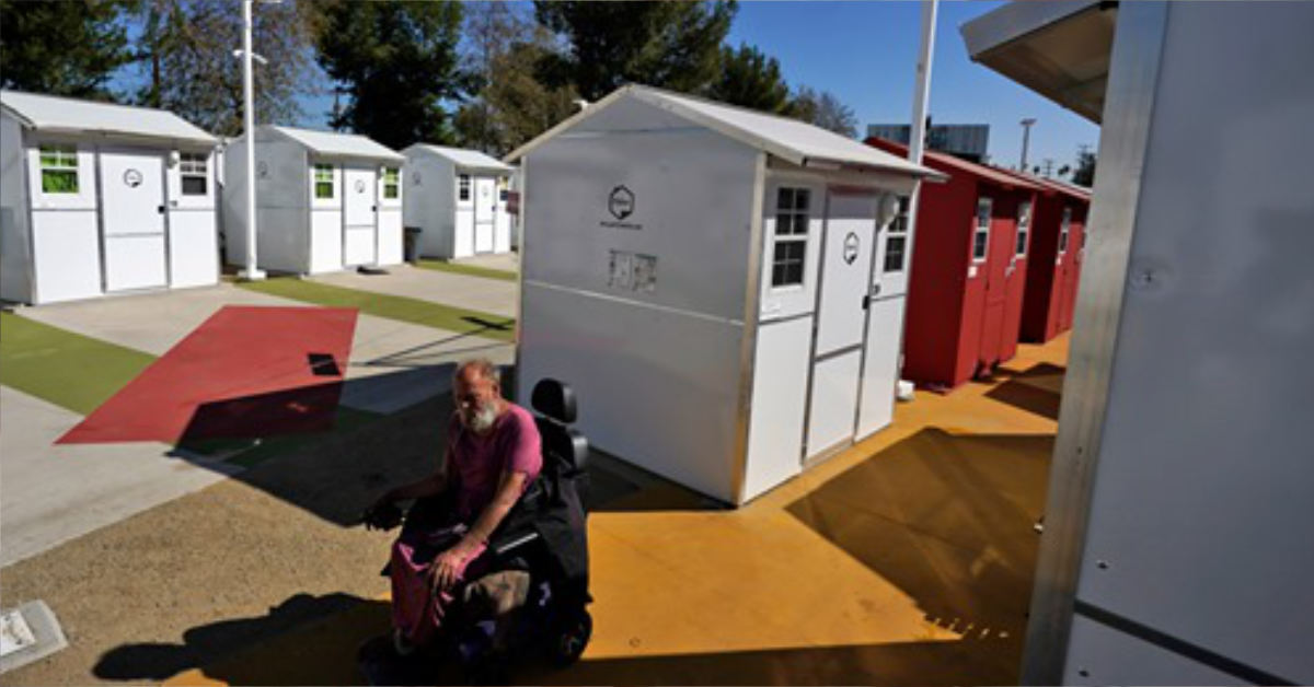 North Hollywood tiny home village opens for the homeless Tiffy Taffy