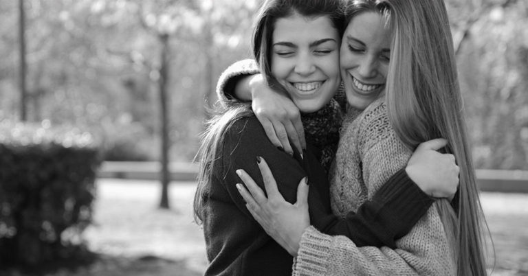 5 Reasons Why Those Outspoken and Blunt Friends are the Truest You’ll ever Have - Featured image