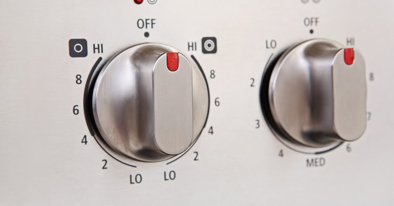 You Should Start Taking Photos Of Your Stove Before Leaving For Vacation - Featured image