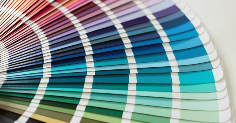 This Blue or Green Illusion Depends On How Your Brain Perceives Color - Featured image