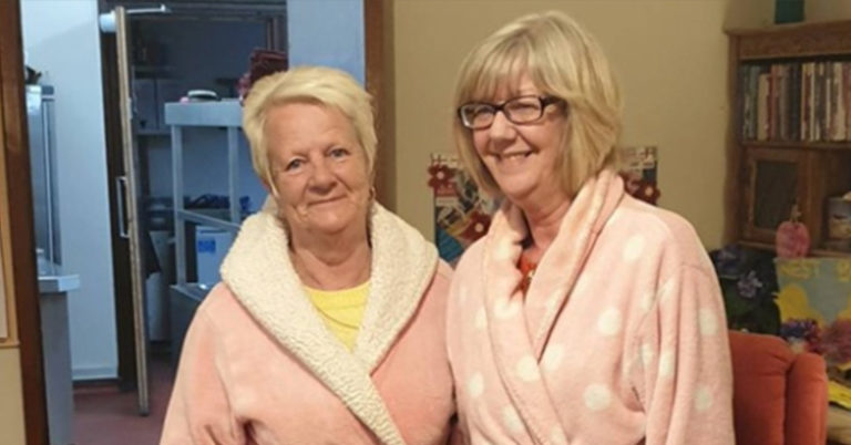 This Nursing Home Requires Night Staff to Wear Pajamas to Encourage the Elderly to Sleep - Featured image