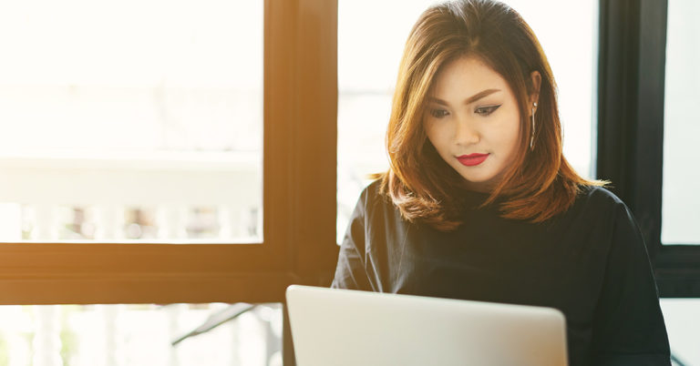 People Are Having A Very Tough Time Finding The Big Cat In This Photo - Featured image