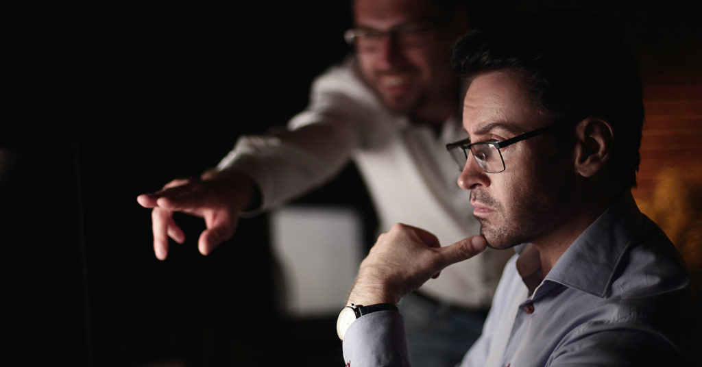 People Are Struggling to Find the Cat That’s Hiding in This Photo - Featured image