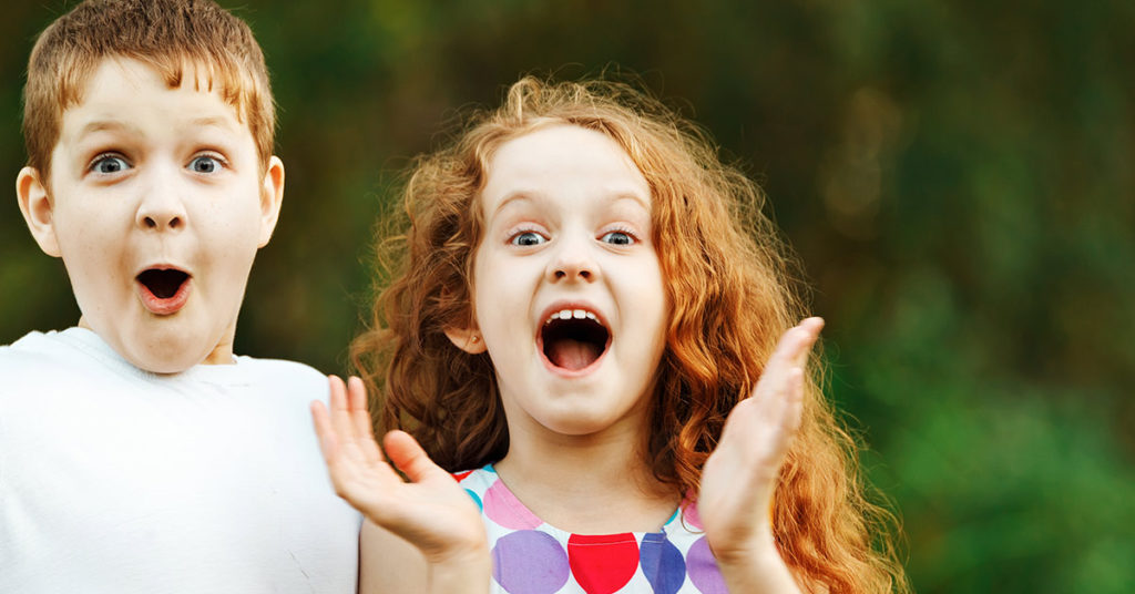 Mammoth Straw Creatures Populate Farmland in the Annual Art Festival - Featured image