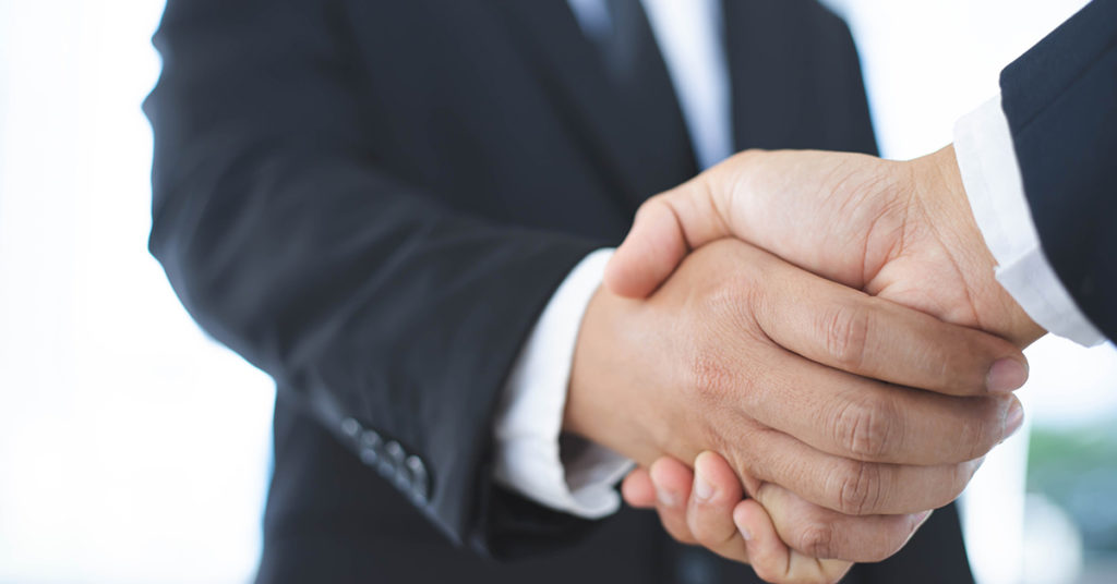 7 Invisible Tricks Job Interviewers Use to Test You - Featured image