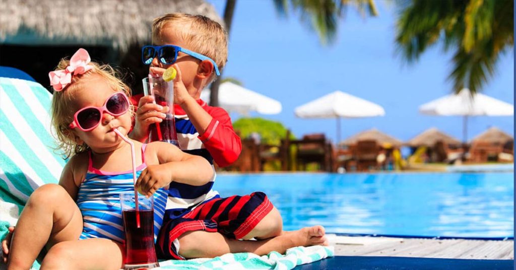 Why Parents Should Spend Less Money on Toys and Take More Family Vacations - Featured image