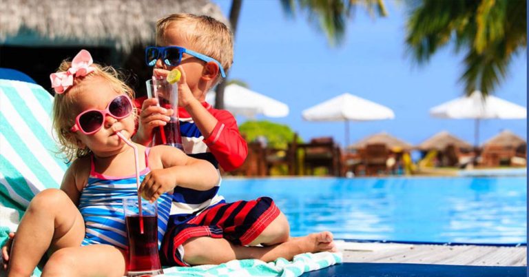 Why Parents Should Spend Less Money on Toys and Take More Family Vacations - Featured image