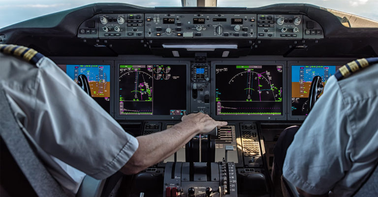 6 Times Airline Pilots and Crews Went Above and Beyond to Save Lives - Featured image
