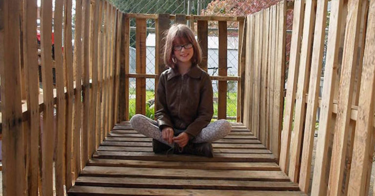 At Only 9-Years-Old She Built Tiny Homes for The Homeless - Featured image