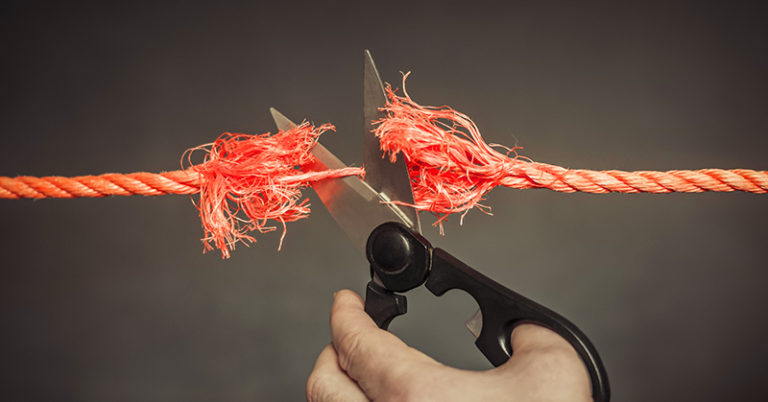 Here’s Why It Is Completely Fine To Cut Out Family Members From Your Life - Featured image