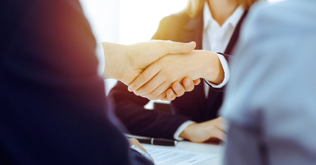 Student Walked Over 20 Miles To First Day Of New Job. CEO Hears About It And Gives Him Car - Featured image