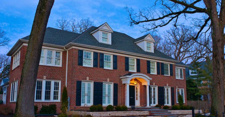 ‘Home Alone’ House to Be Available for Overnight Stay on Airbnb for $25 - Featured image