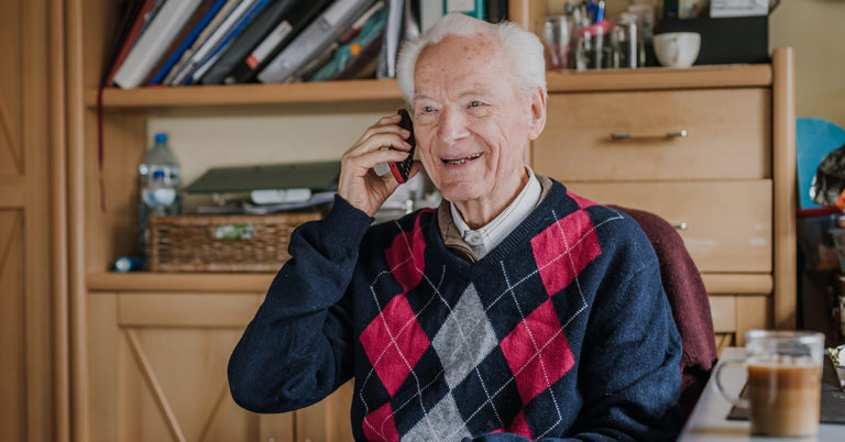 108-year-old Canadian man said the trick to a long life is to pick a good wife - Featured image