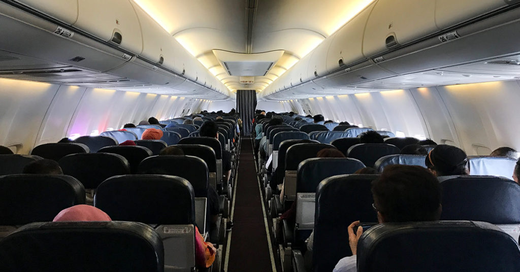 Airline Didn’t Let Dad And Newborn On Plane, So Kind Stranger Took Them Home - Featured image