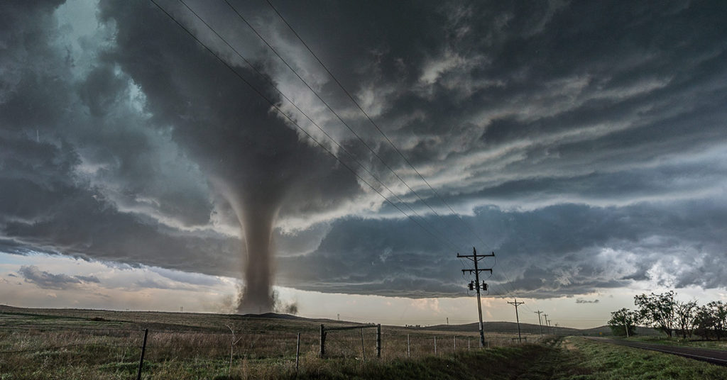 2 Babies Found Alive In Upside-Down Bathtub After Kentucky Tornado - Featured image