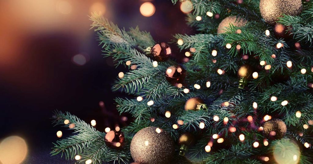 ‘I need a favor.’ We had nothing under our Christmas tree. ‘The only thing I was able to purchase was a nail polish. I need you to be OK with that.’: Woman pays it forward after stranger’s act of kindness on Christmas day - Featured image