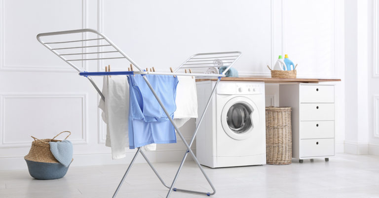 Woman Shares Trick to Drying Clothes Without a Tumble Dryer in Just Two Hours - Featured image
