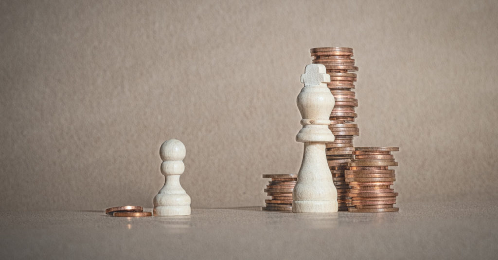 Rich couple made fun of poor family in line at Walmart – then stranger makes a brave decision - Featured image