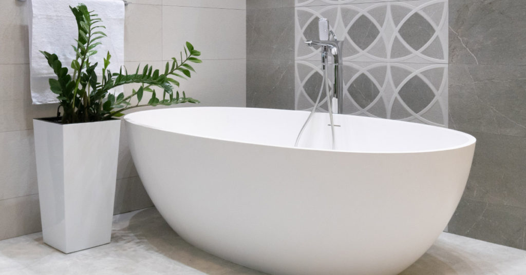 How Would You Empty The Bathtub? - Featured image