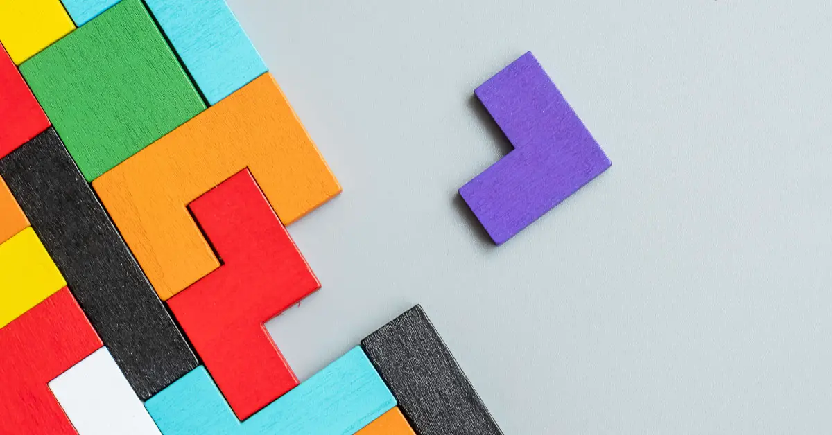 multicolour tetris-like pieces