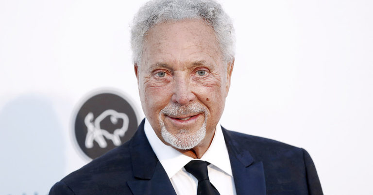Tom Jones ‘Never Kept Count’ of Affairs despite 59-Year Marriage to ‘the Love of His Life’ - Featured image