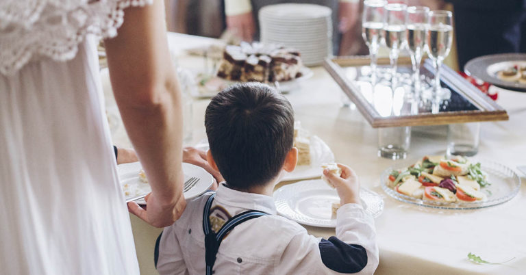 2-year-old can’t contain his joy when he sees mom in her wedding dress: ‘The sweetest moment of my life’ - Featured image