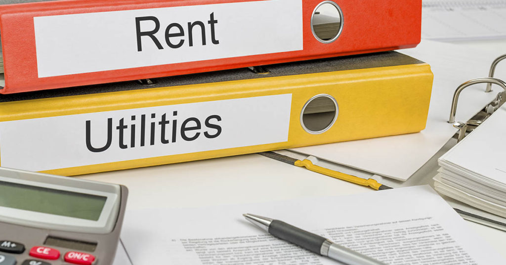 This Woman Inherited $4 Million And Her Boyfriend Asked That She Cover Their Bills, Sparking A Huge Debate - Featured image