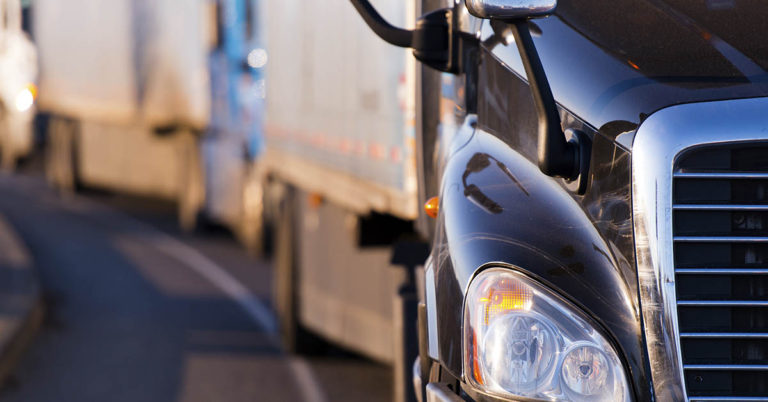 13 truck drivers parked side by side in the middle of the night to save a life. - Featured image