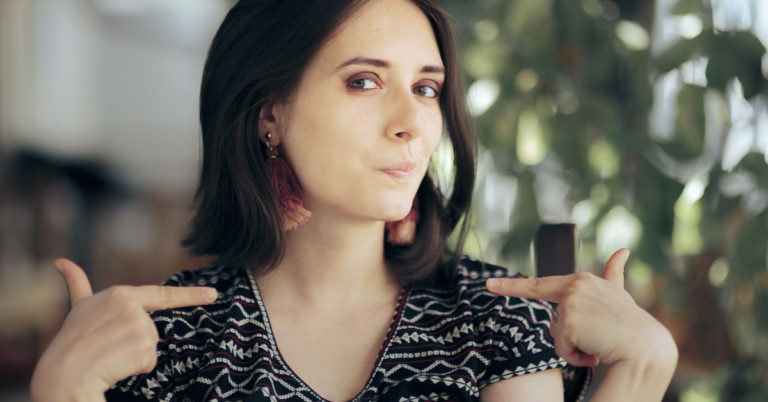 14 things selfish people always do - Featured image