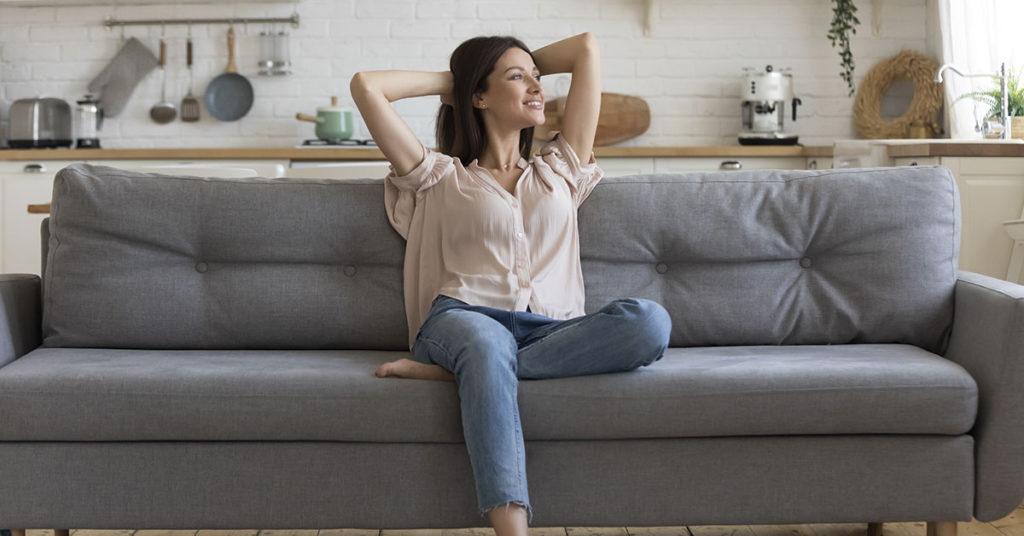 People Honestly Shared Why They Are Glad to Be Single - Featured image