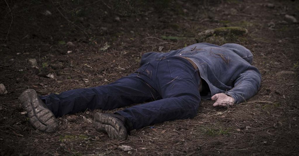 Man Pretends To Be Dead For 321 Days And Gets Acting Role On CSI - Featured image