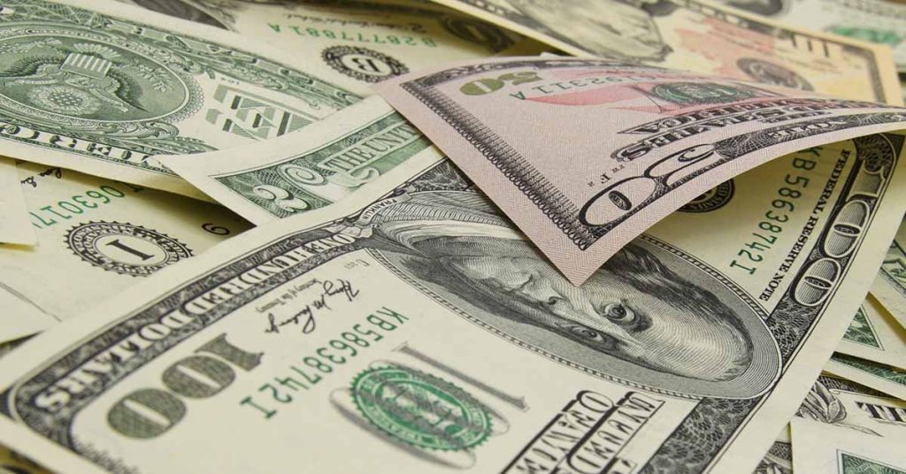 A $100,000 lottery winner decided to buy more tickets to celebrate her prize— she won another $300,000 - Featured image