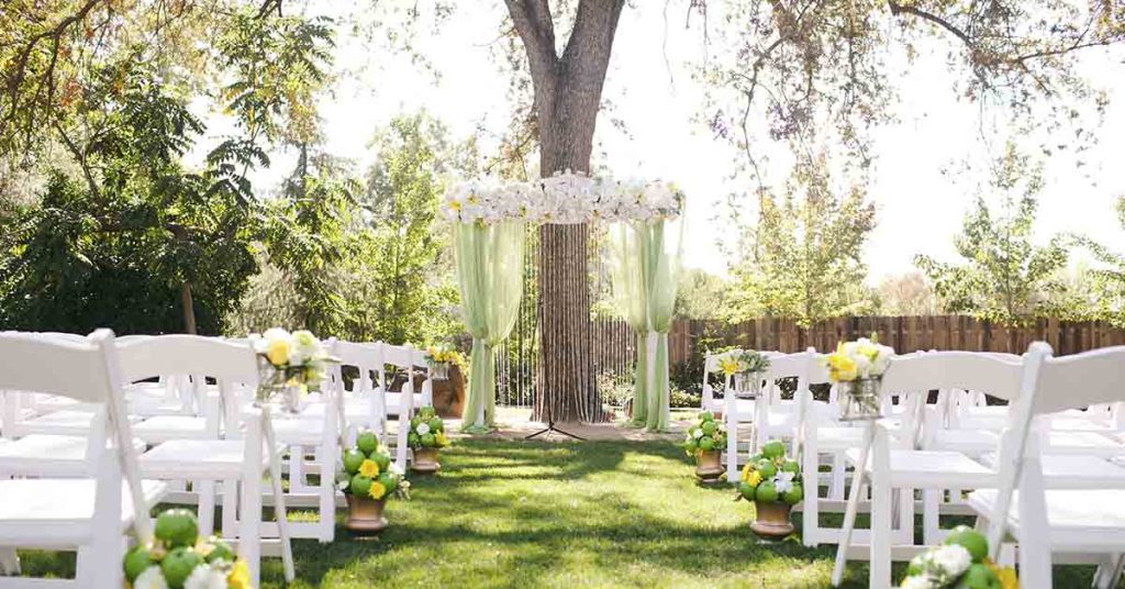 Take a look at Amy Roloff’s new husband. They’ve been married for over a year already!  - Featured image