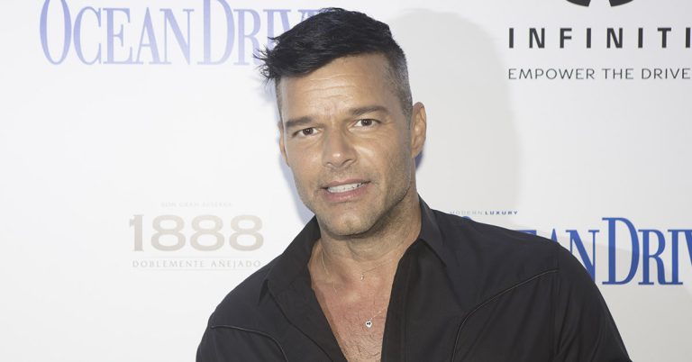 The Story of Ricky Martin Who Dated Many Beautiful Women but Then Met His Husband and Became a Happy Father of 4 - Featured image