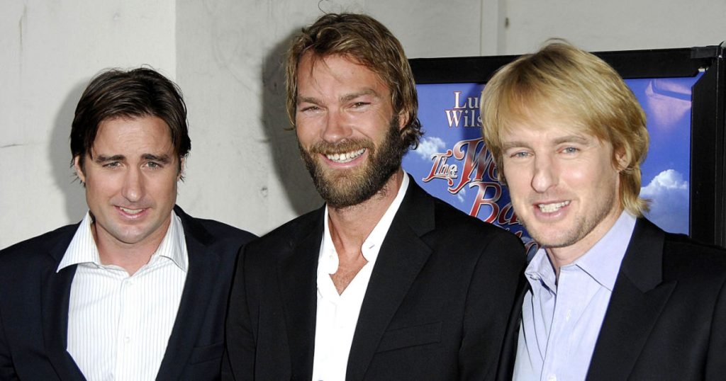 Owen Wilson fans shocked after learning he has a famous brother - Featured image