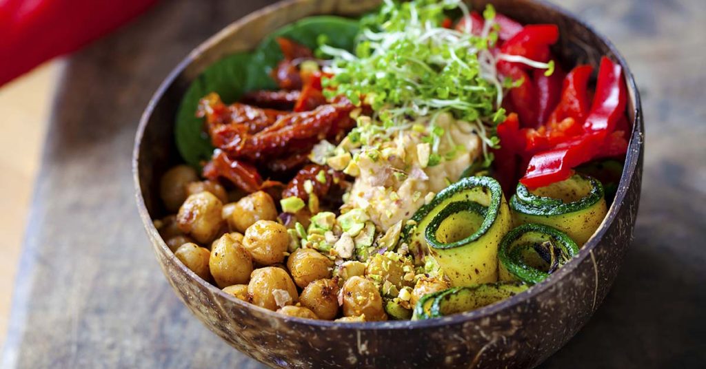 Dad Confesses To Secretly Feeding Dairy and Meat To Daughter’s ‘Malnourished’ Vegan Friend - Featured image