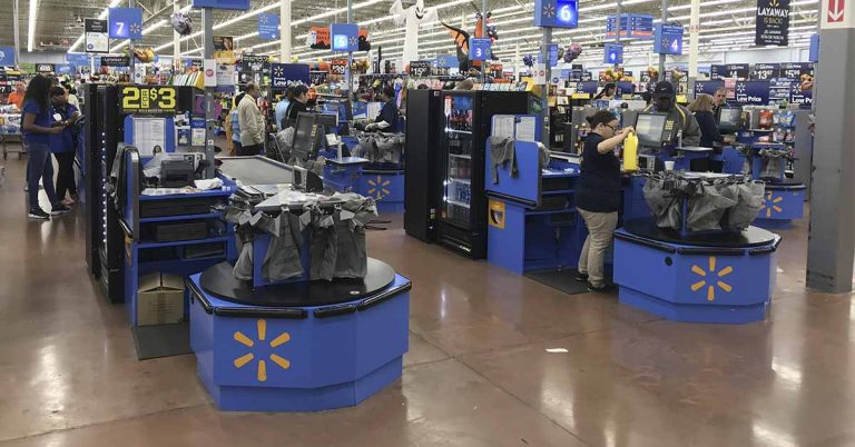Walmart Worker, 82, Can Finally Retire Thanks to a Stranger Who Raised Over $100K, and His Life Story Gave Us Goosebumps - Featured image