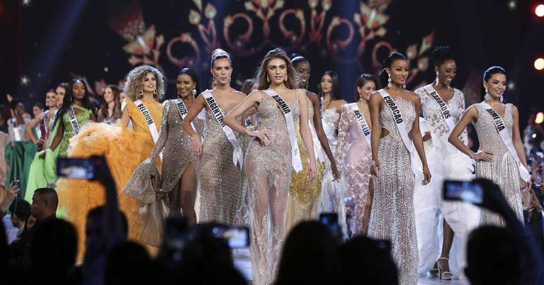 Miss Thailand Wore a Dress Made out of Soda Tabs at the Miss Universe Pageant - Featured image