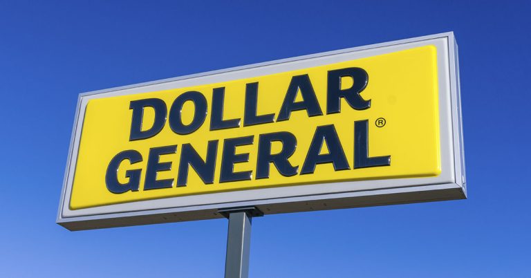 Teen Suddenly Runs From Dollar Store And Grabs Old Lady, But Has No Clue His Aunt Is Filming - Featured image