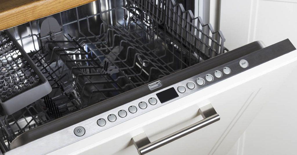 Man Sparks Debate After Putting His Toilet Seat Through The Dishwasher - Featured image