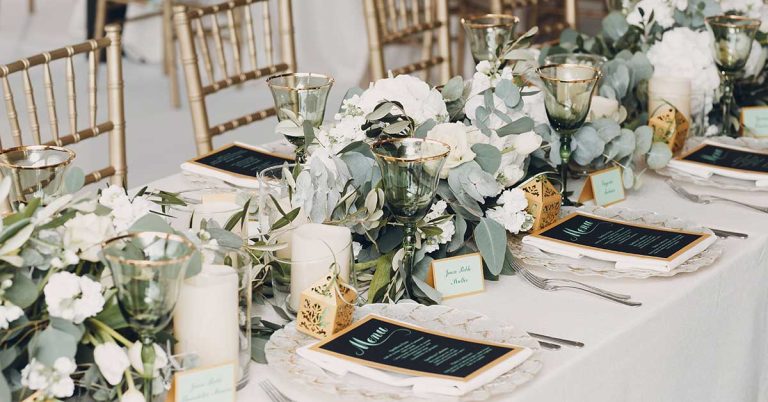 Dad Refuses To Pay For His Daughter’s Wedding After His Family Is ‘Excluded’ From It - Featured image