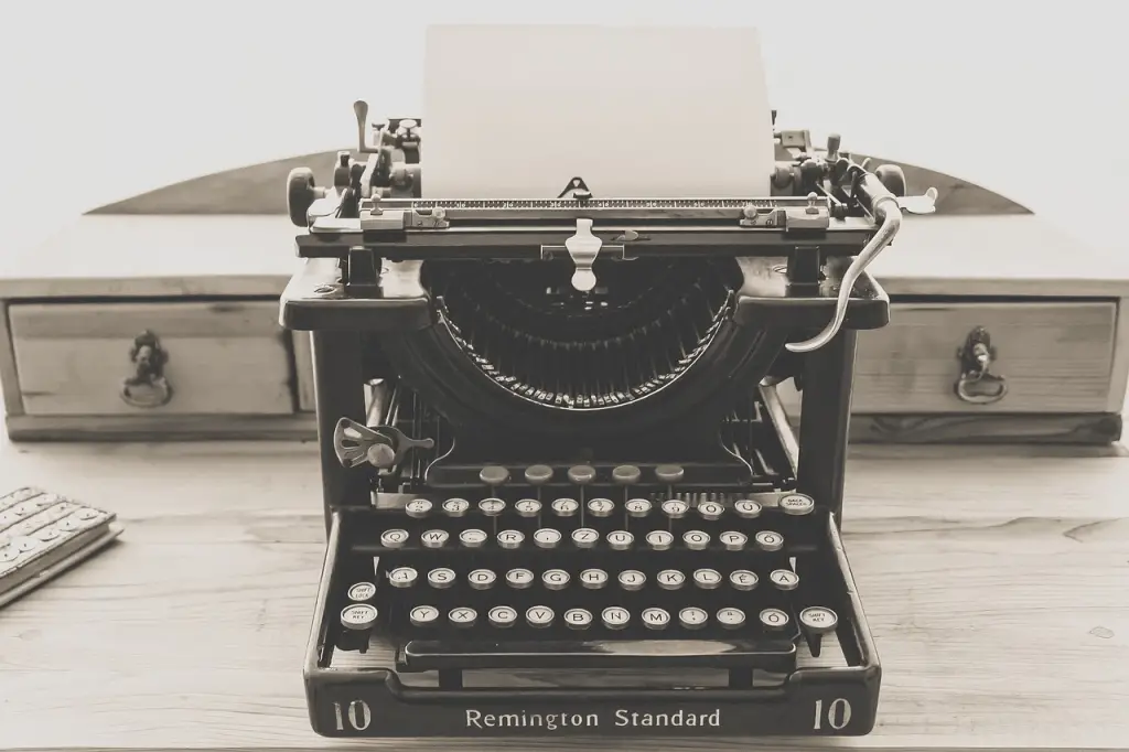 A vintage typewriter.