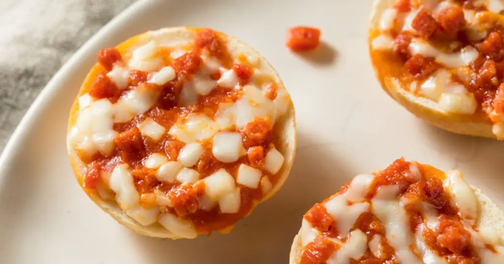 Frozen Mini PIzza Bagels with Cheese and Pepperoni
