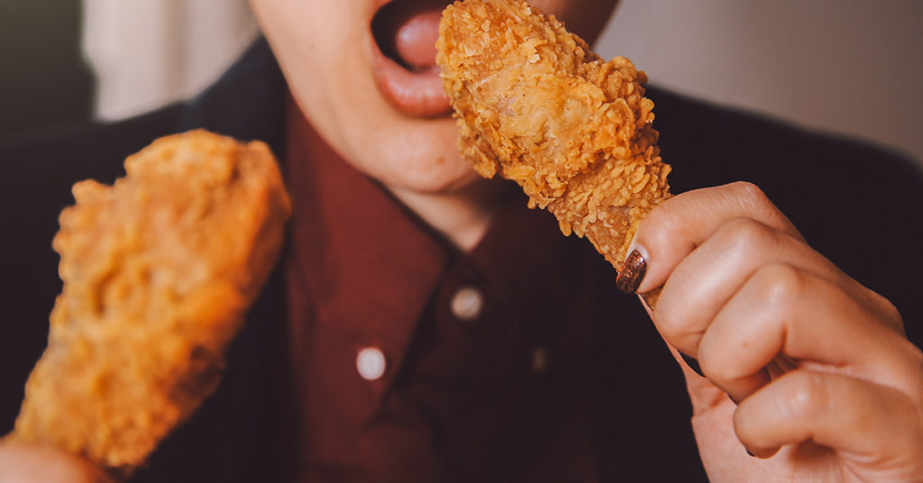 The Worst Fried Chicken Chain You Should Always Avoid Eating At - Featured image