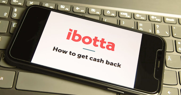 Top 10 Hidden Walmart Hacks - Featured image